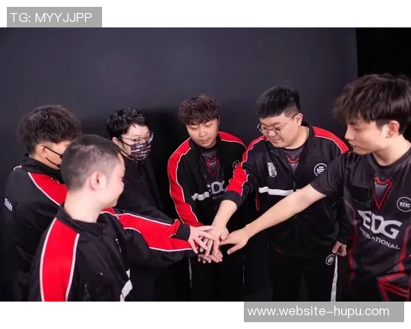 和平精英巨献：深入解析EDG战队的游戏意识与战略思维